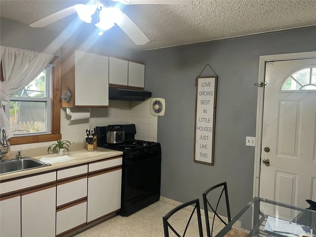 2 Twig Avenue Central Islip NY 11722
