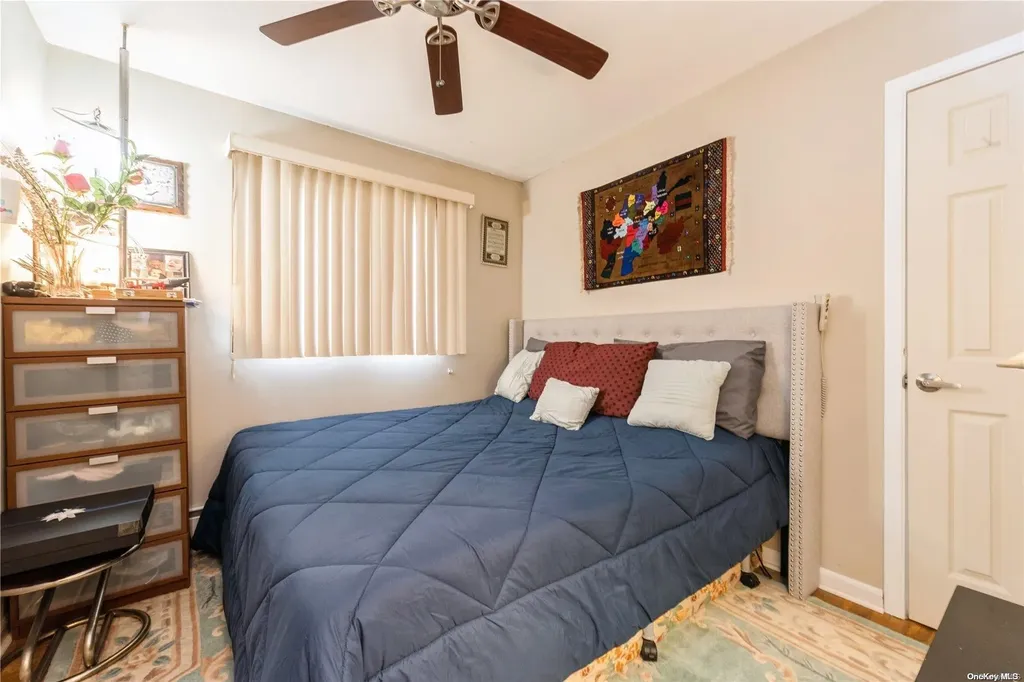 1 W 16th Street Deer Park NY 11729
