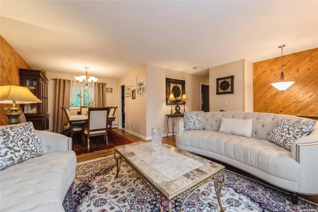 1 W 16th Street Deer Park NY 11729