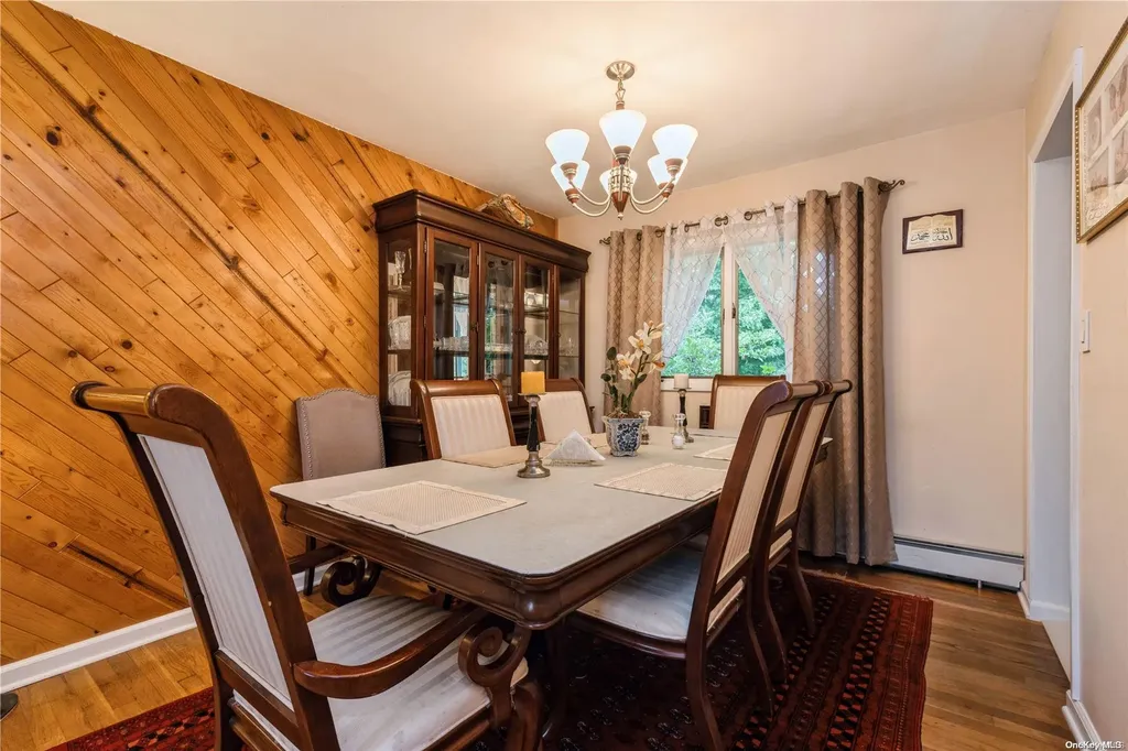 1 W 16th Street Deer Park NY 11729