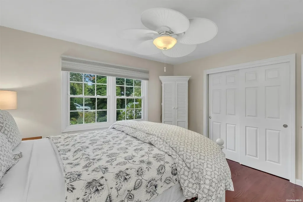 17 Lovell Road Hampton Bays NY 11946