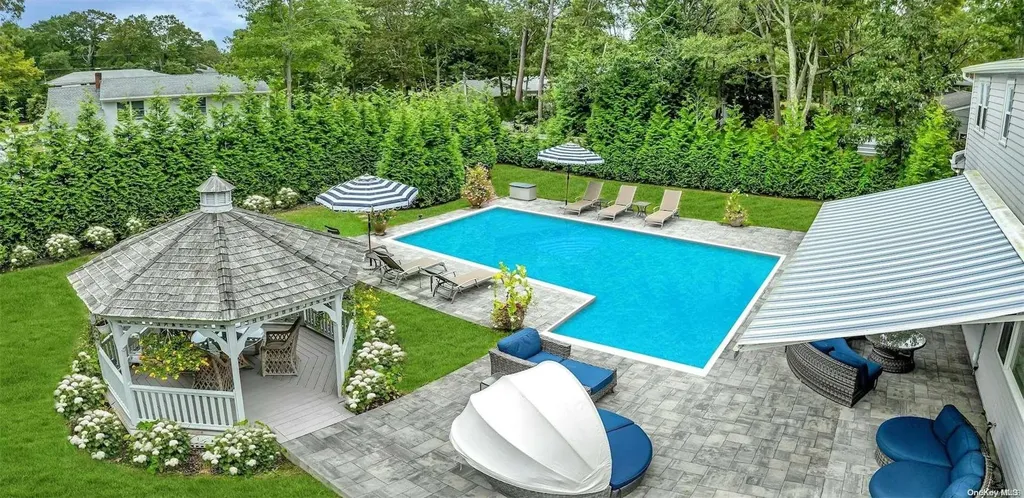 17 Lovell Road Hampton Bays NY 11946