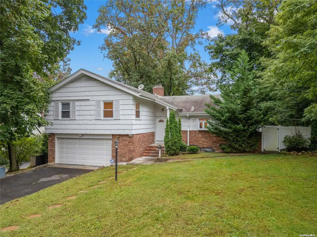 75 Bayview Avenue Great Neck NY 11021