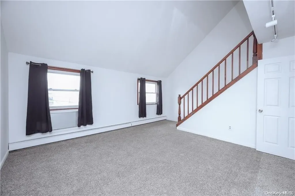 105 Clark Lane Staten Island NY 10304