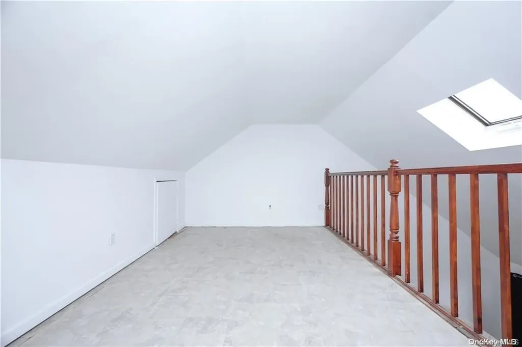 105 Clark Lane Staten Island NY 10304