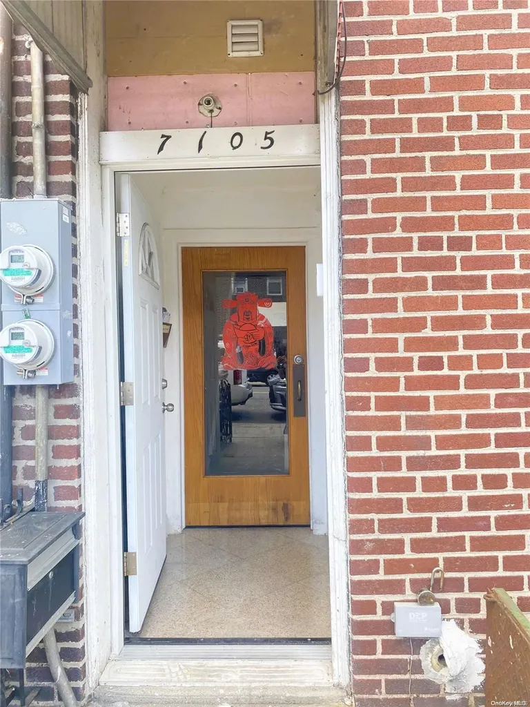 7105 8th Avenue Brooklyn NY 11228