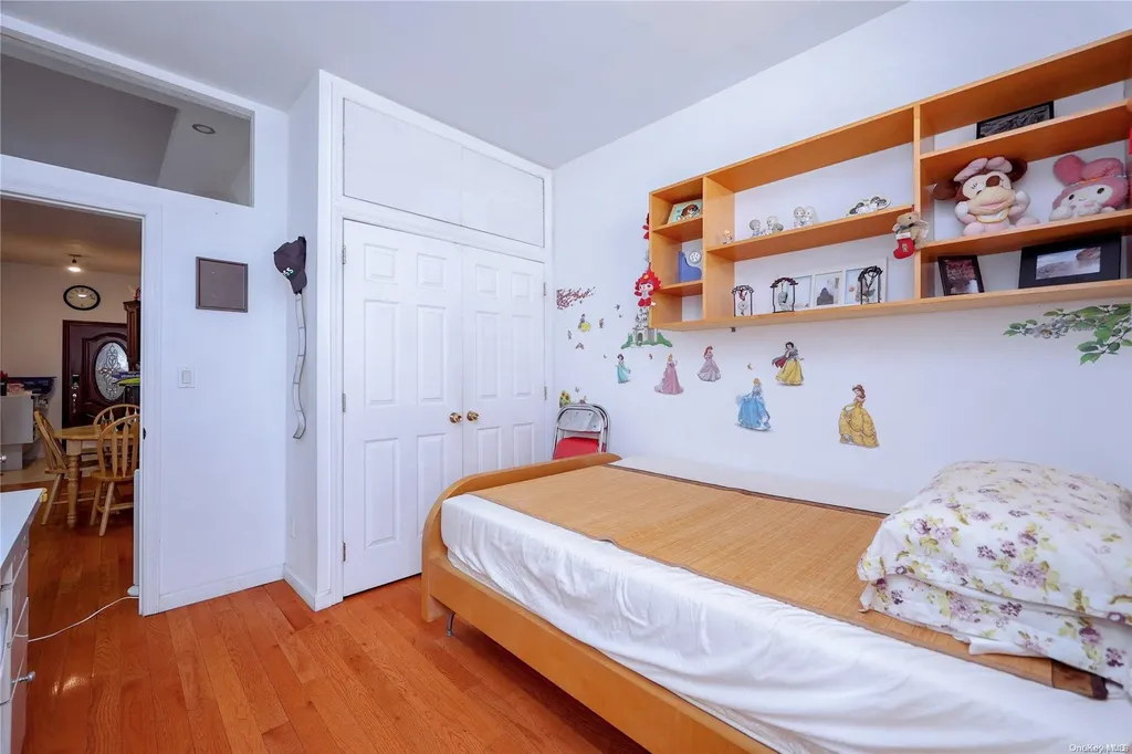 7105 8th Avenue Brooklyn NY 11228