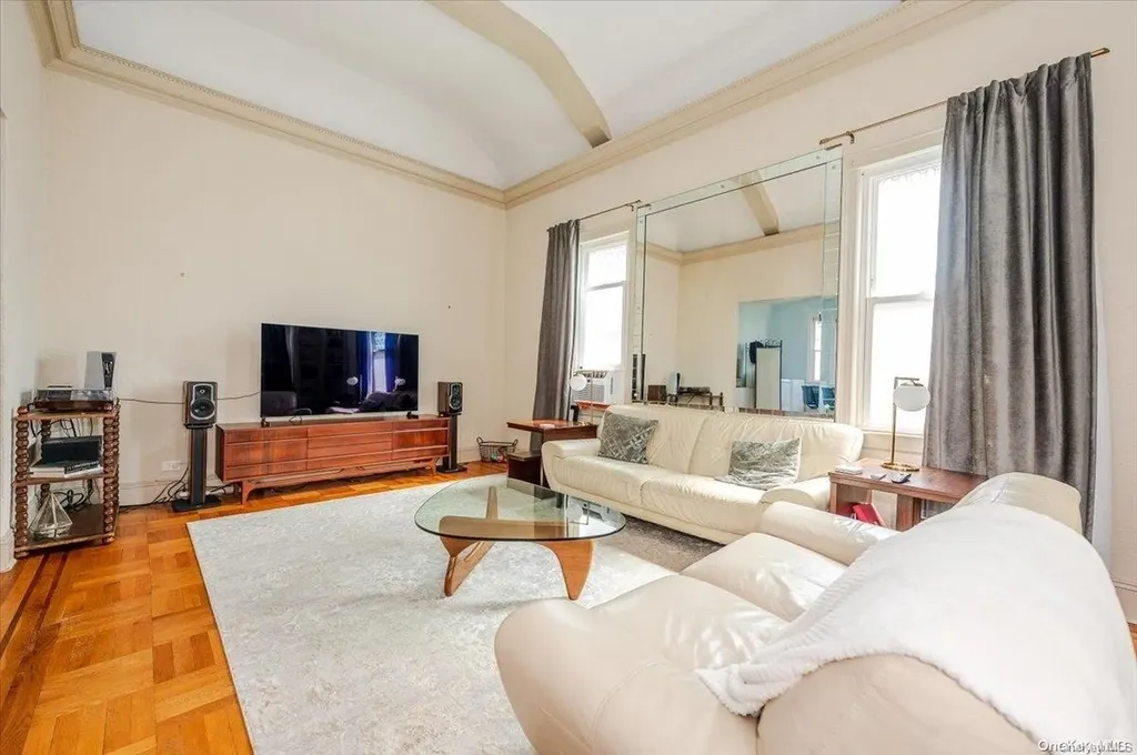 460 Monroe Boulevard Long Beach NY 11561