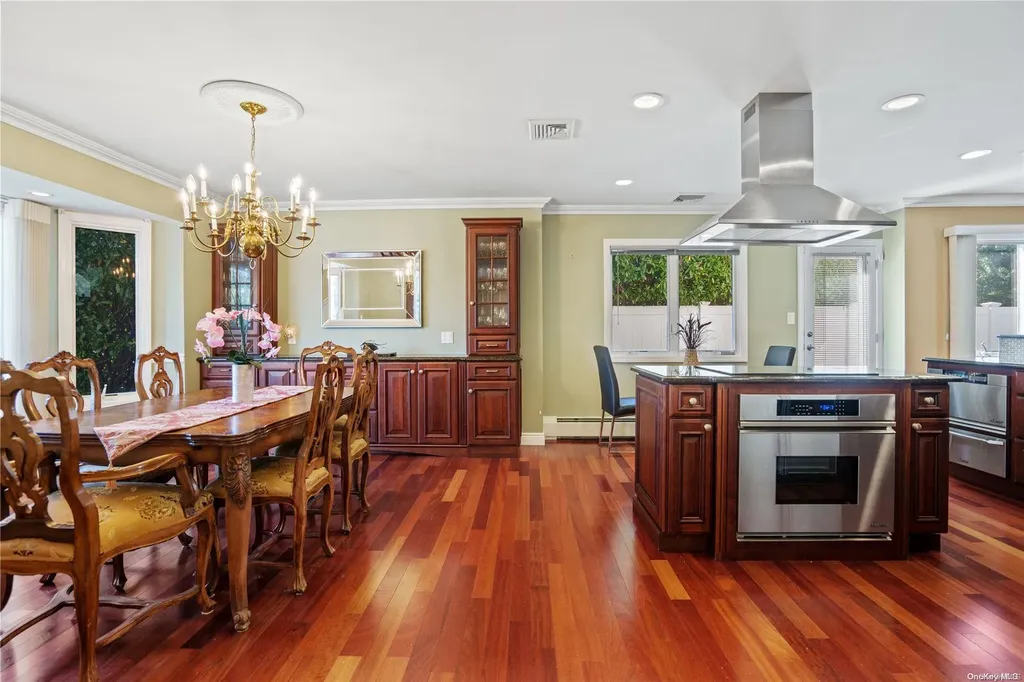3020 Davis Place Oceanside NY 11572