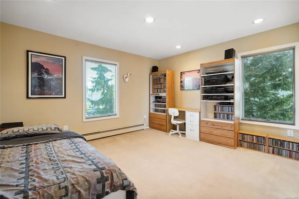 3020 Davis Place Oceanside NY 11572