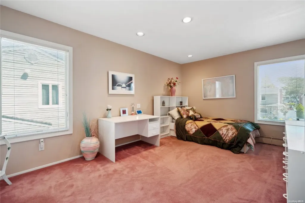 3020 Davis Place Oceanside NY 11572