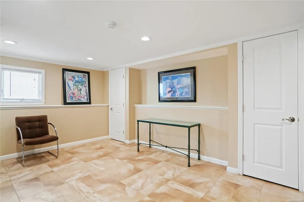 3020 Davis Place Oceanside NY 11572
