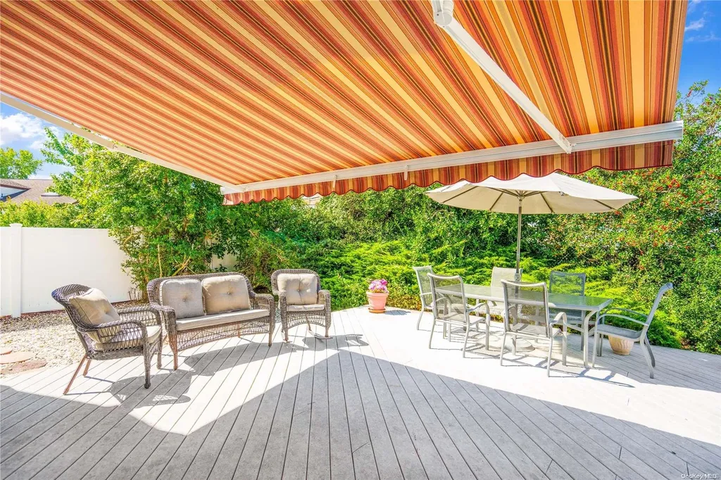 3020 Davis Place Oceanside NY 11572