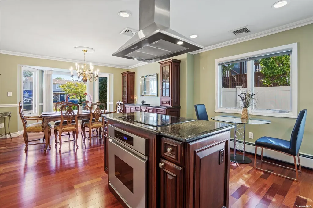 3020 Davis Place Oceanside NY 11572