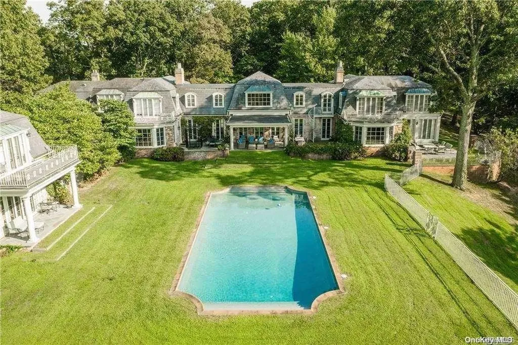 214 Cleft Road Mill Neck NY 11765