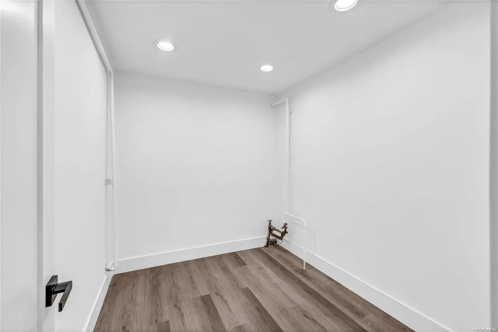 15 Bethal Lane Commack NY 11725