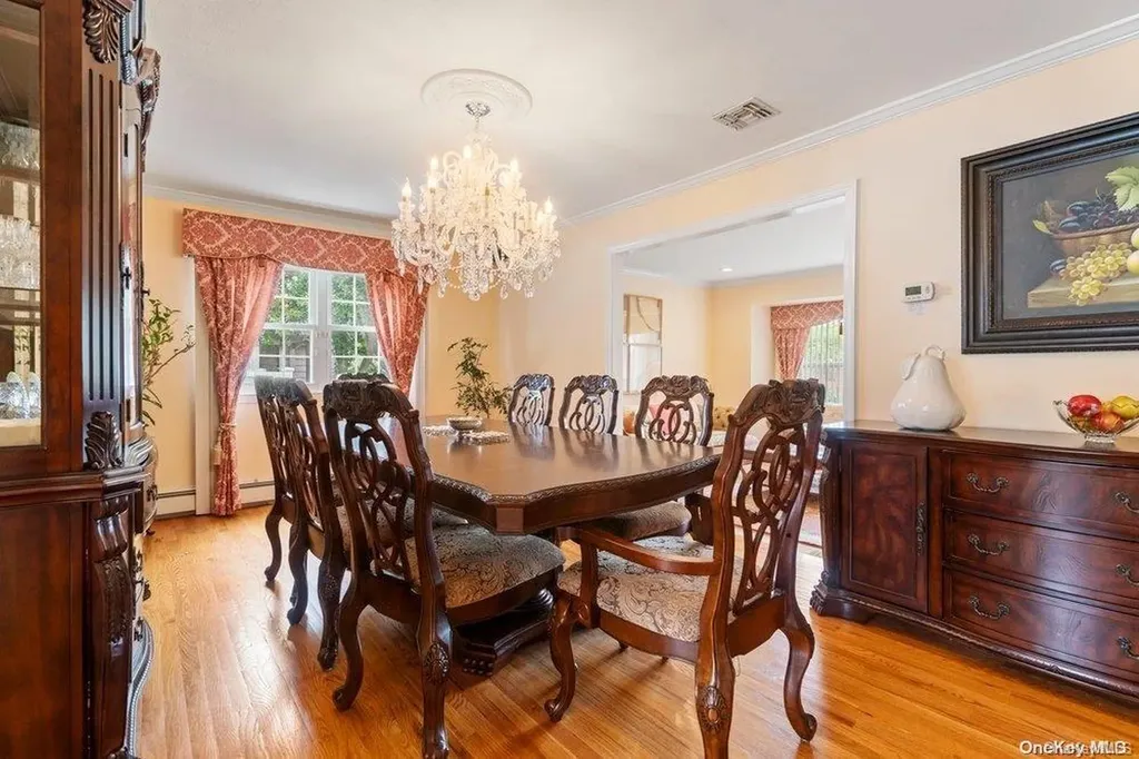 5 Albergo Lane Syosset NY 11791