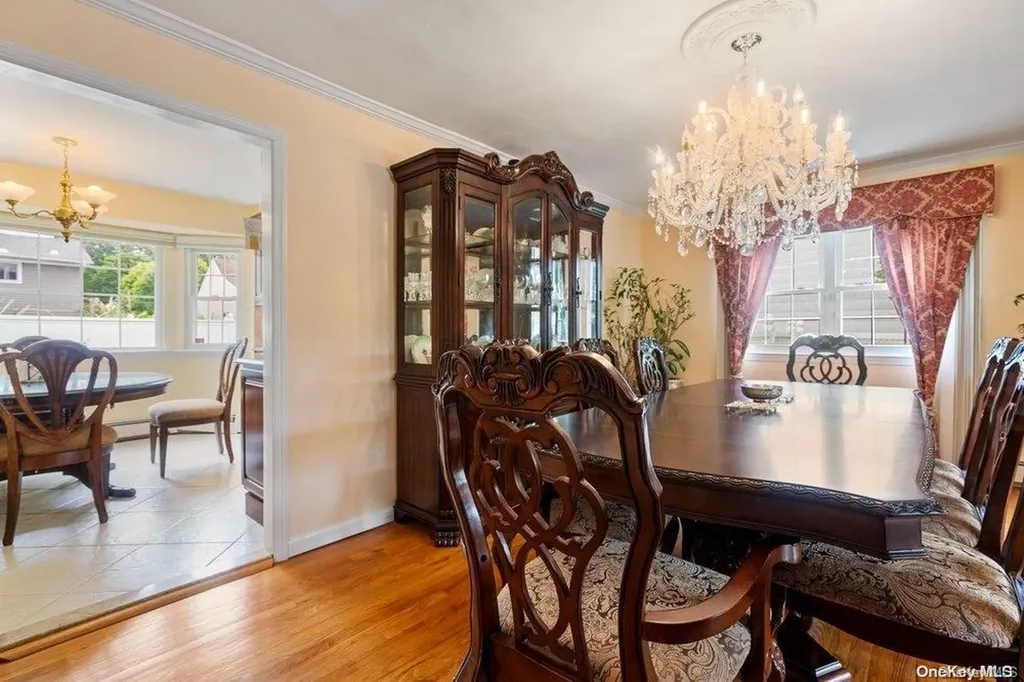 5 Albergo Lane Syosset NY 11791