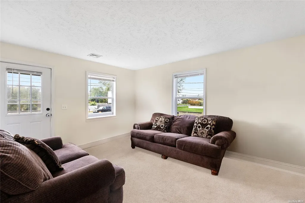 8 Spar Drive Mastic Beach NY 11951