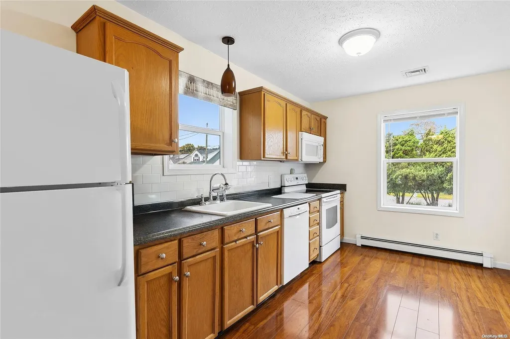 8 Spar Drive Mastic Beach NY 11951