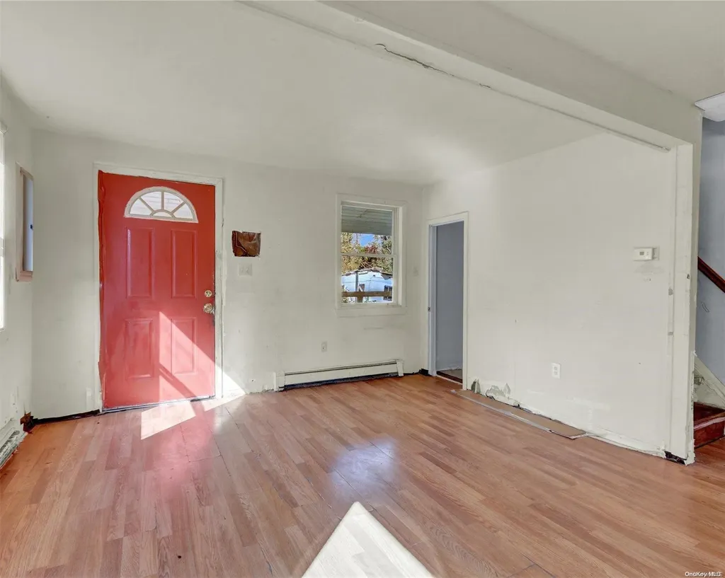 9 Harrison Place Bay Shore NY 11706