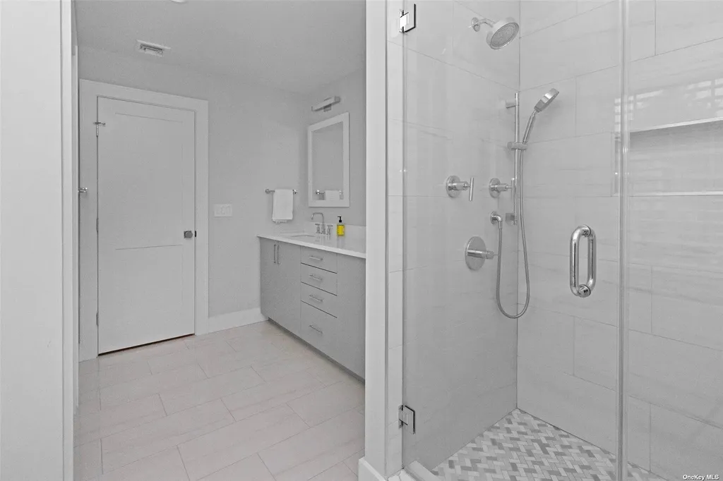 75 Clearview Avenue Southold NY 11971