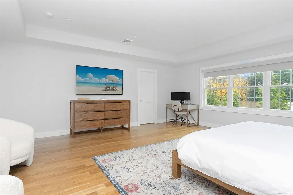 75 Clearview Avenue Southold NY 11971