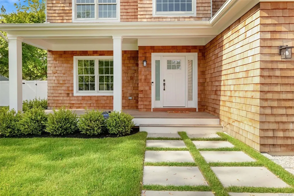 75 Clearview Avenue Southold NY 11971