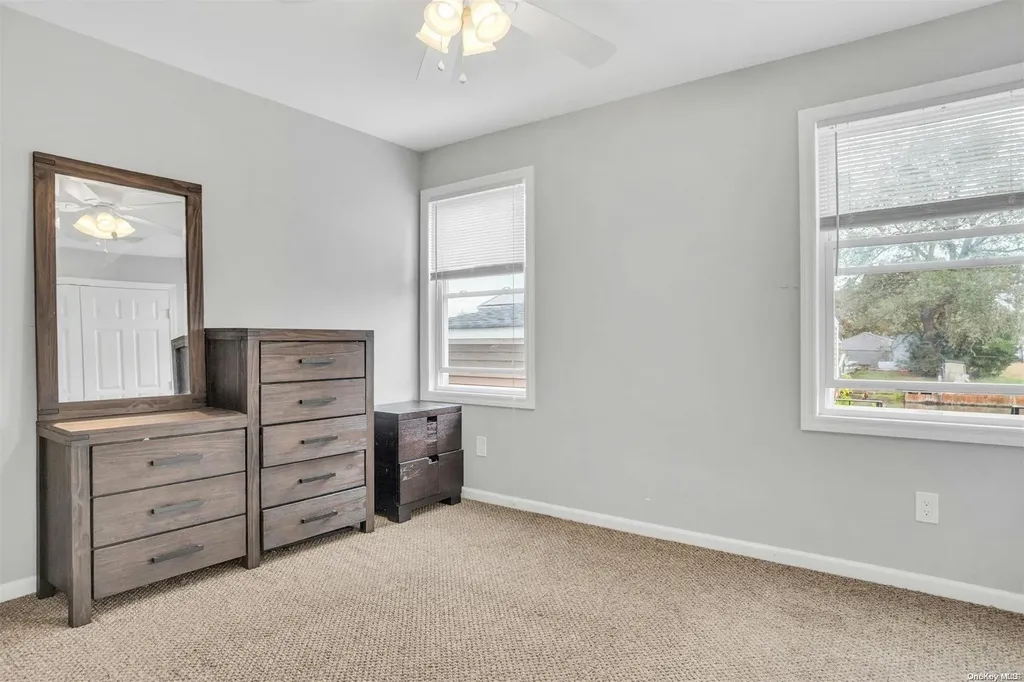 353 West Drive Copiague NY 11726