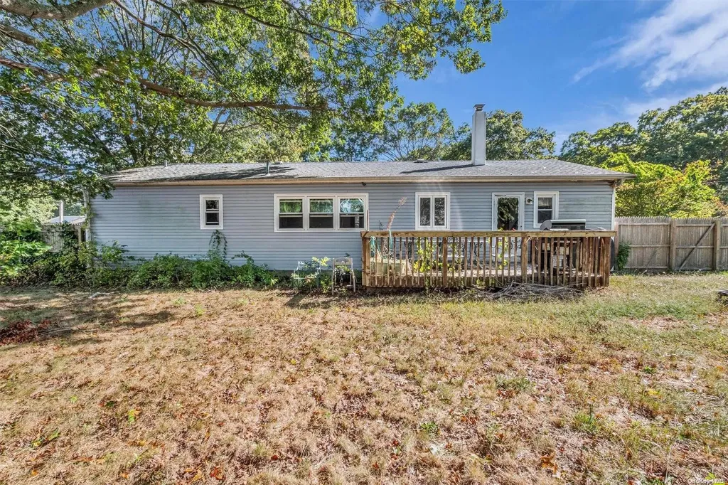 41 Peeker Avenue Mastic Beach NY 11951