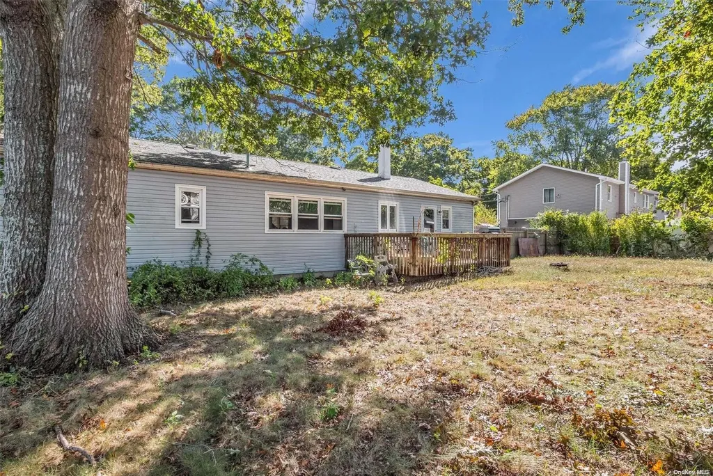 41 Peeker Avenue Mastic Beach NY 11951