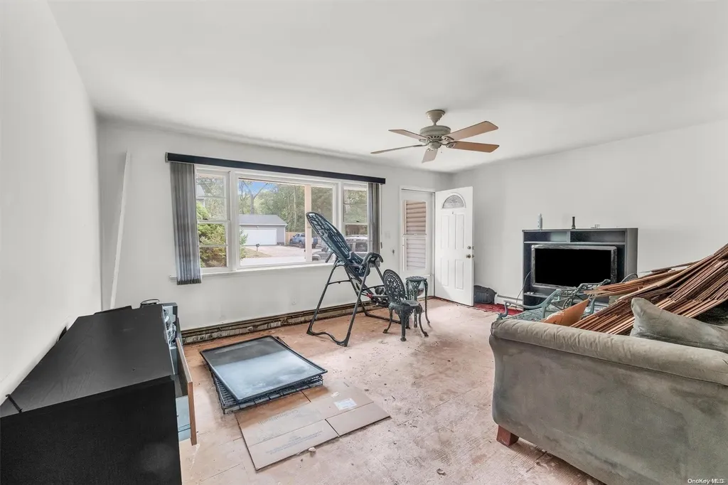 41 Peeker Avenue Mastic Beach NY 11951