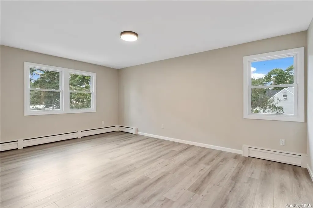 29 Columbo Drive Deer Park NY 11729