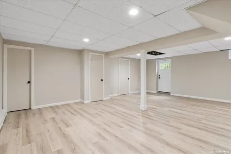 29 Columbo Drive Deer Park NY 11729