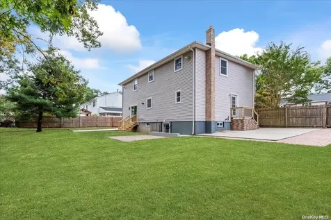 29 Columbo Drive Deer Park NY 11729