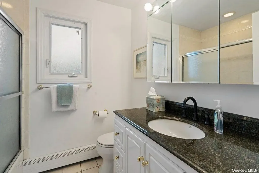 16 Jeremy Avenue Plainview NY 11803
