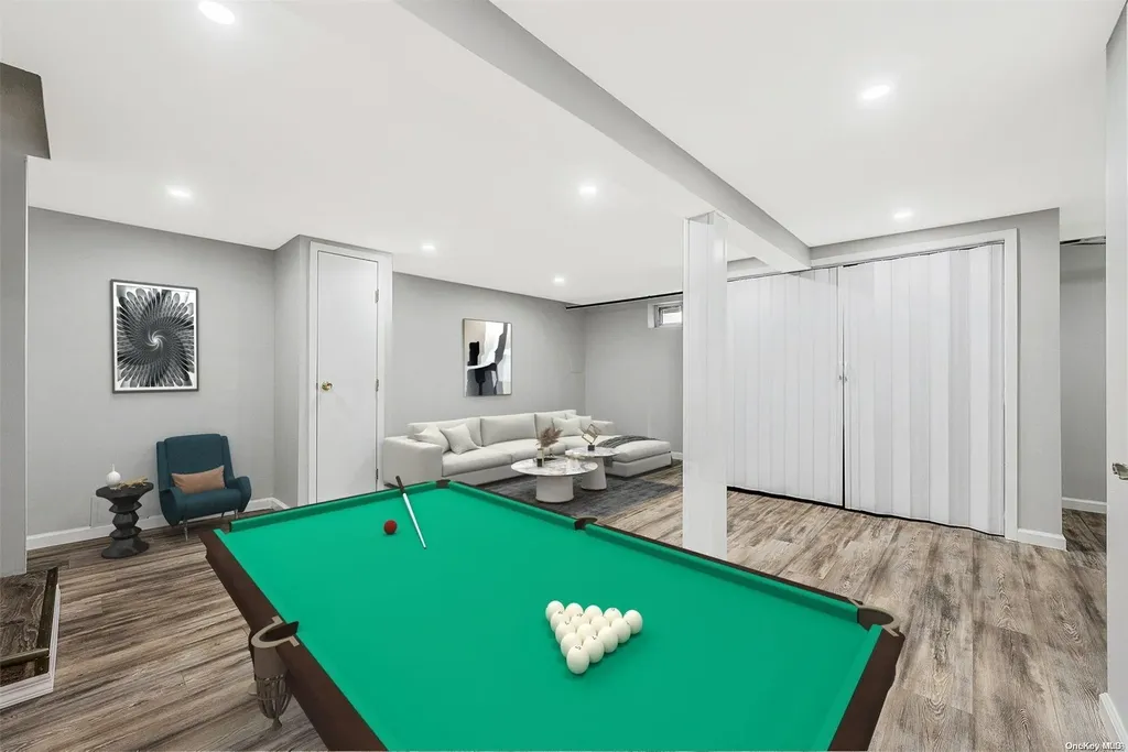 30 Spector Lane Plainview NY 11803