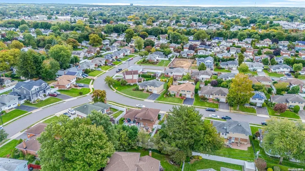 30 Spector Lane Plainview NY 11803