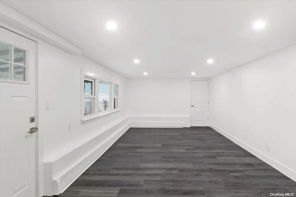 110 Maple Drive Amityville NY 11701