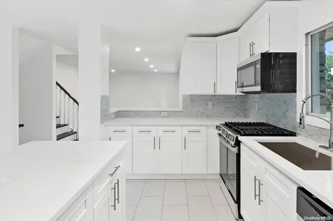 110 Maple Drive Amityville NY 11701