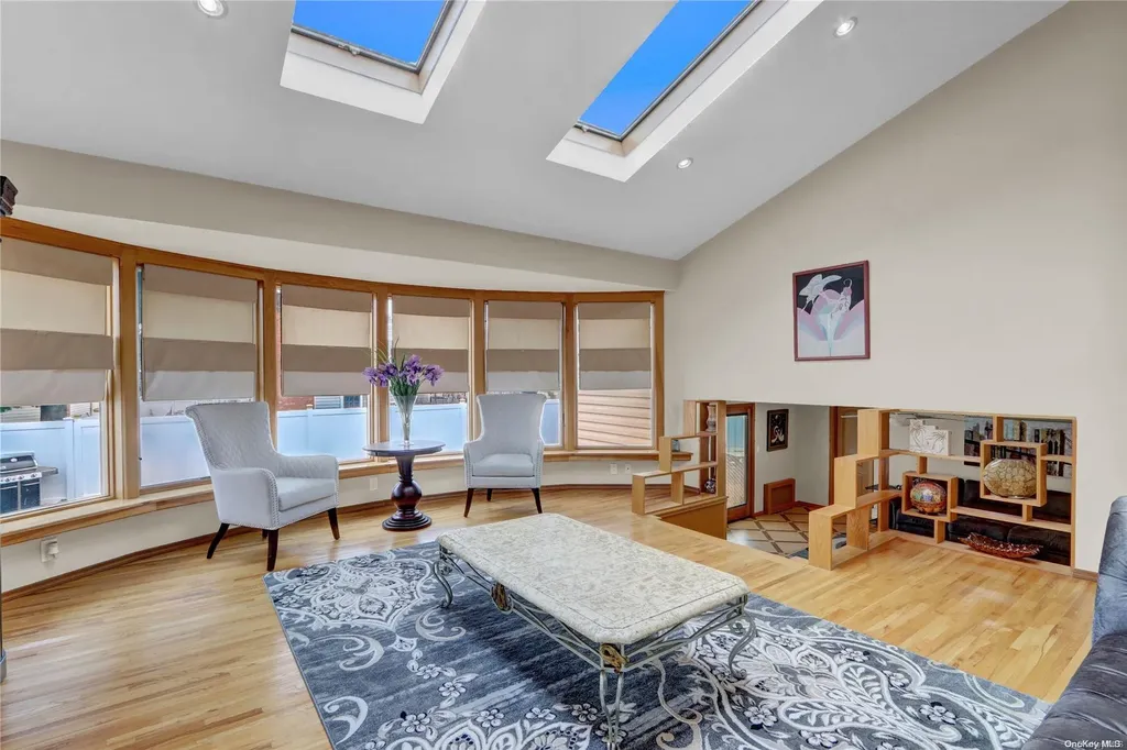 4030 Greentree Drive Oceanside NY 11572