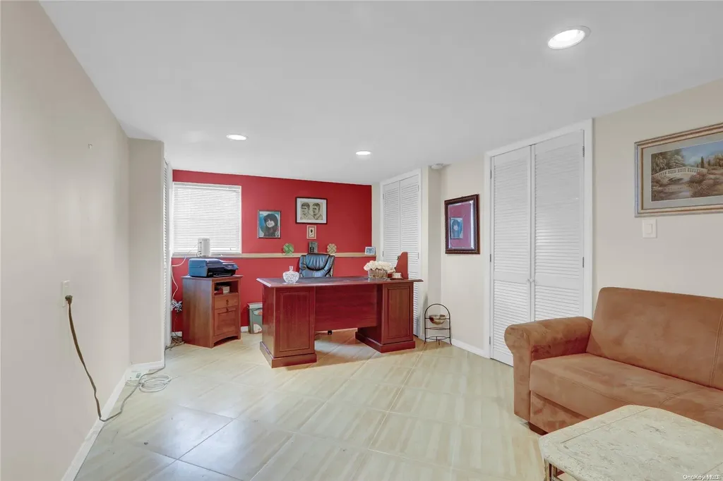 4030 Greentree Drive Oceanside NY 11572