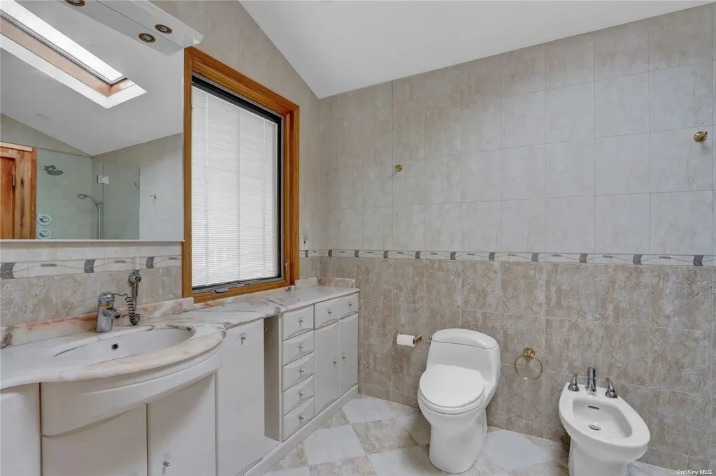 4030 Greentree Drive Oceanside NY 11572