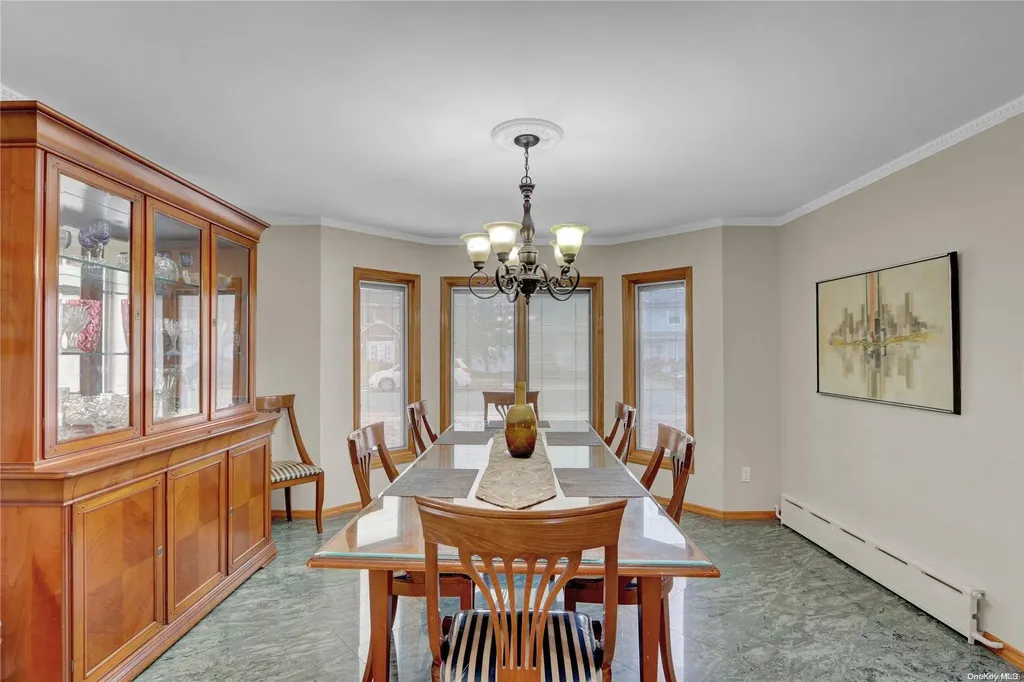 4030 Greentree Drive Oceanside NY 11572