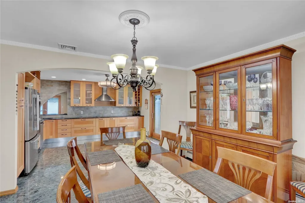 4030 Greentree Drive Oceanside NY 11572