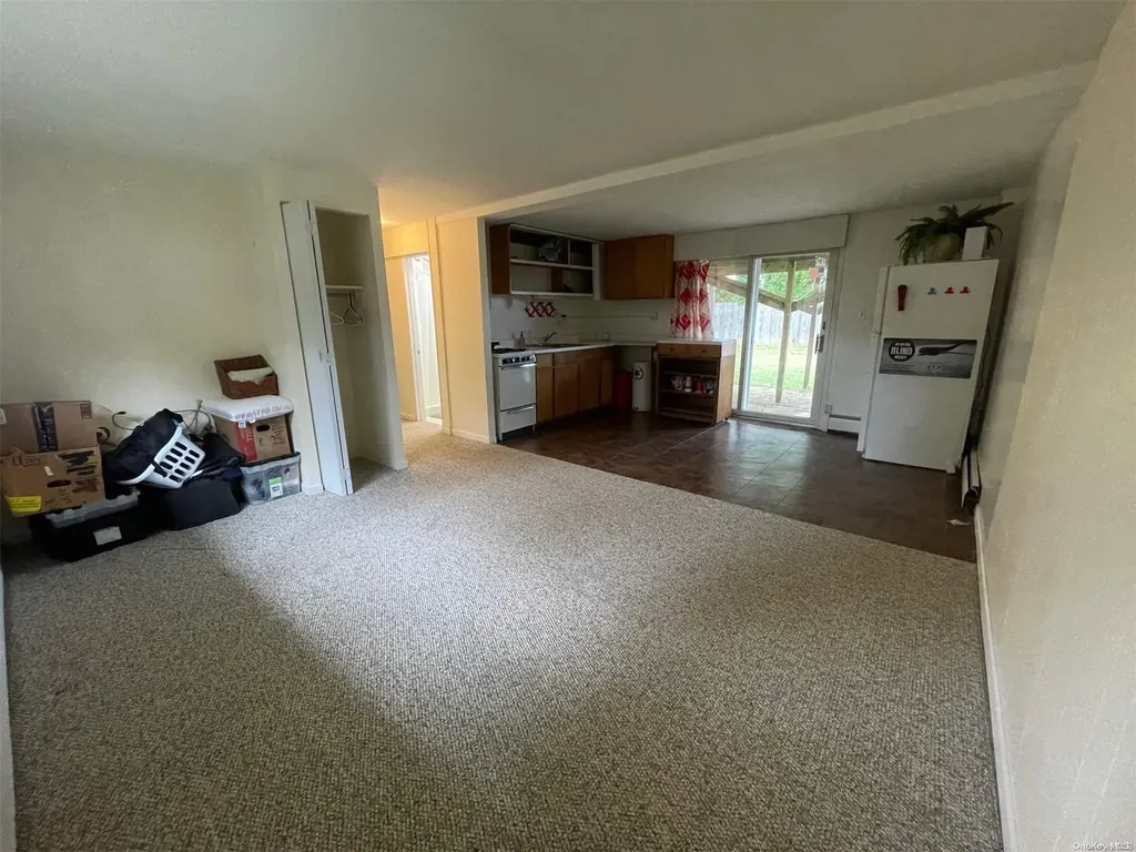 12 Karen Place Commack NY 11725