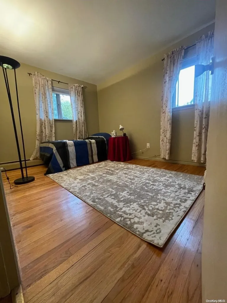 12 Karen Place Commack NY 11725
