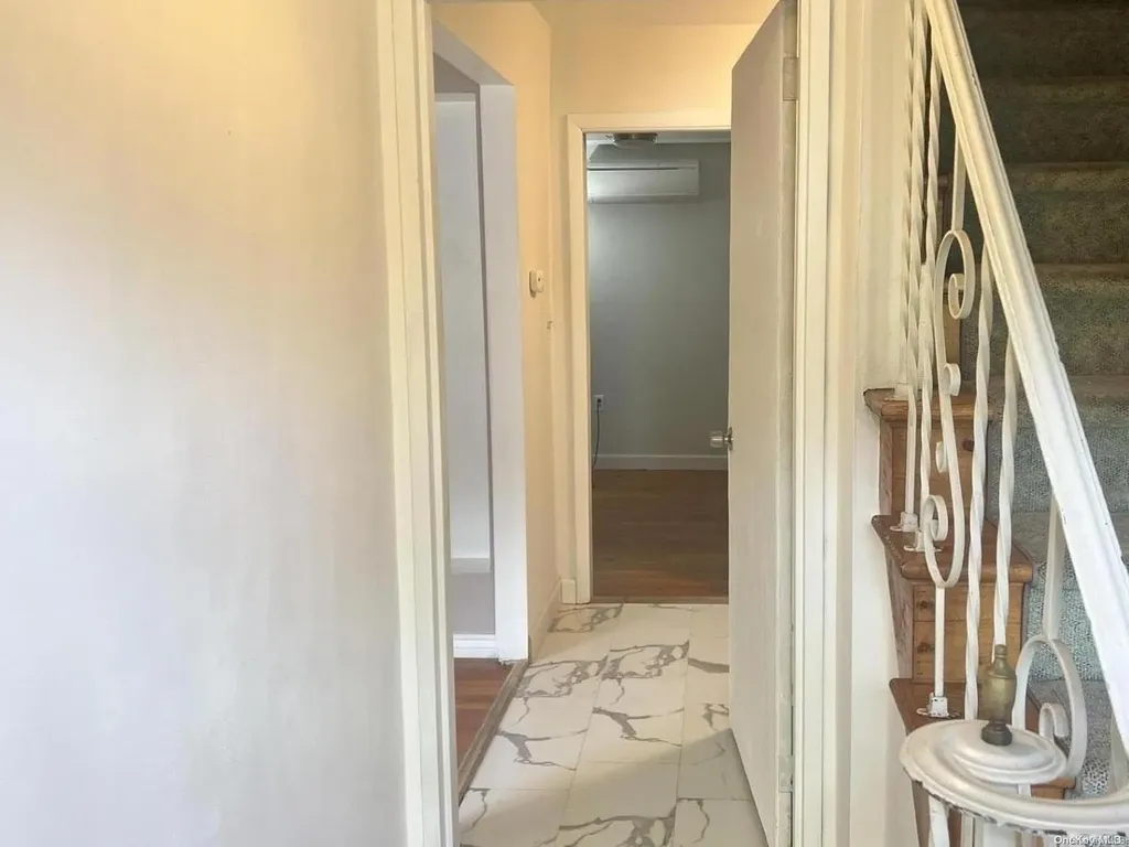 53 Rutland Road West Babylon NY 11704