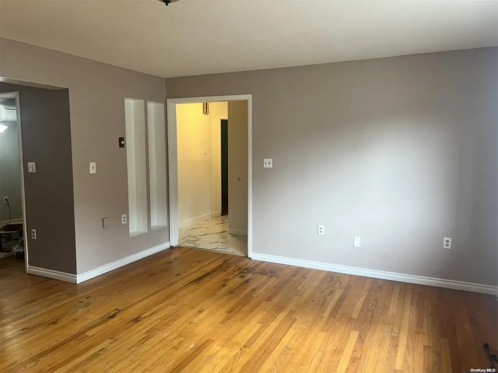 53 Rutland Road West Babylon NY 11704