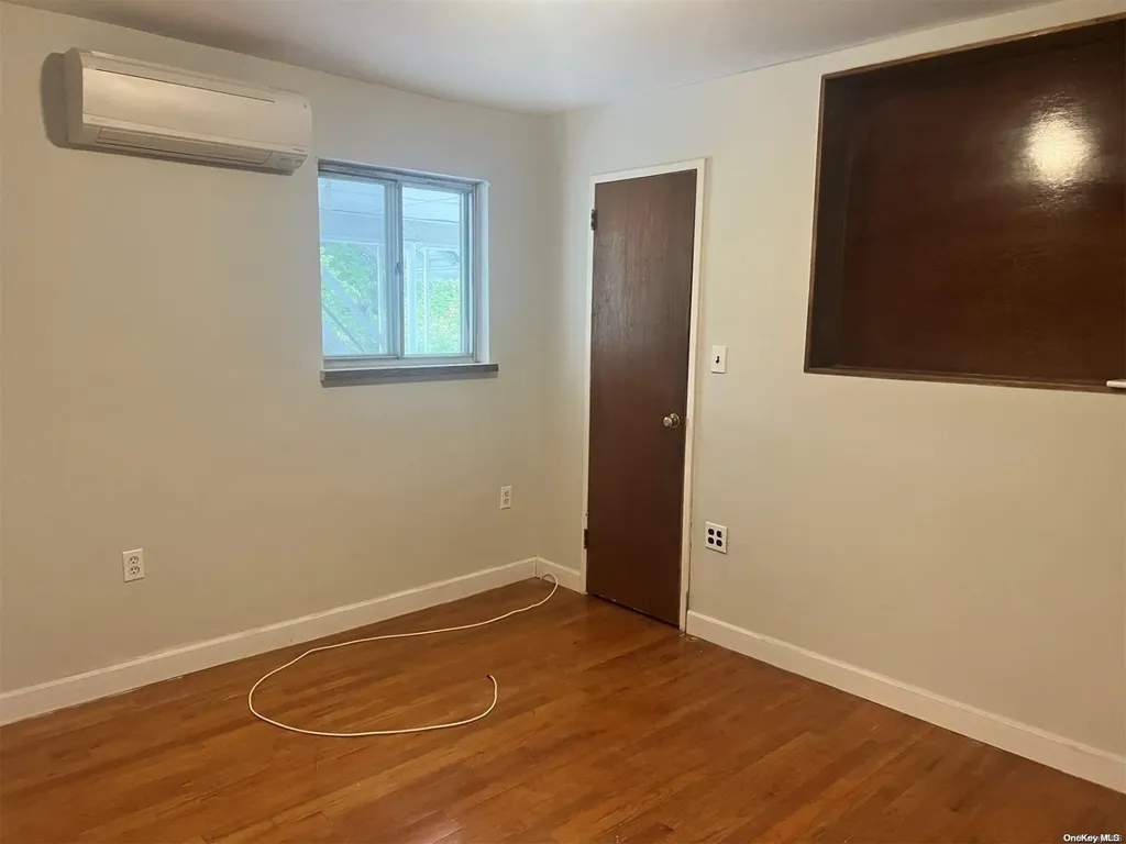 53 Rutland Road West Babylon NY 11704